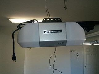 Main Types of Garage Door Openers | Garage Door Repair Berwyn, IL Main Types of Garage Door Openers | Garage Door Repair Berwyn, IL